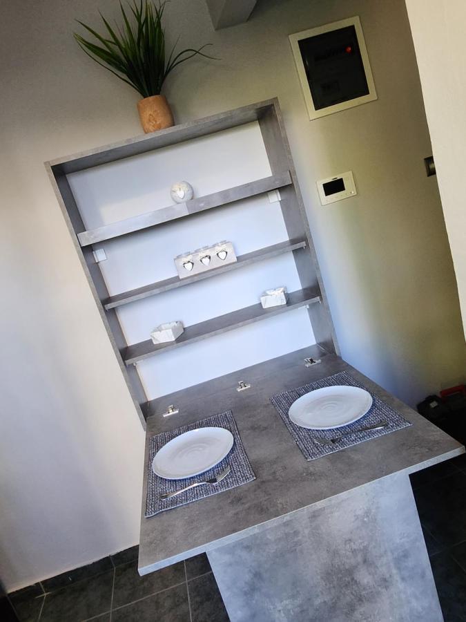 Small Luxury Apartment Anavyssos Zewnętrze zdjęcie